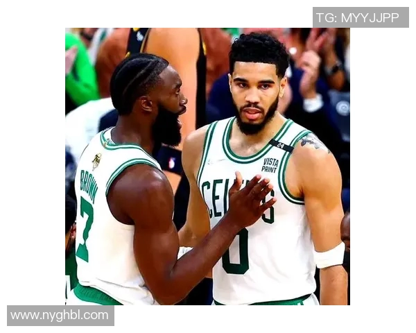 凯尔特人双星闪耀塔图姆布朗联手助力球队大胜奇才