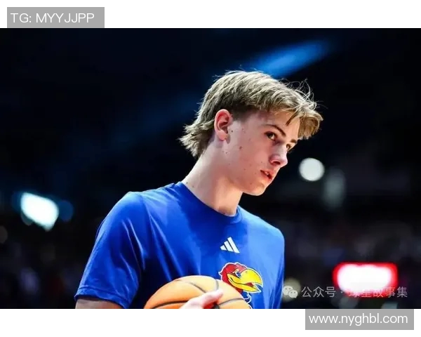 又帅又能打！弗菲一步过掉防守单臂隔人舒展砸扣