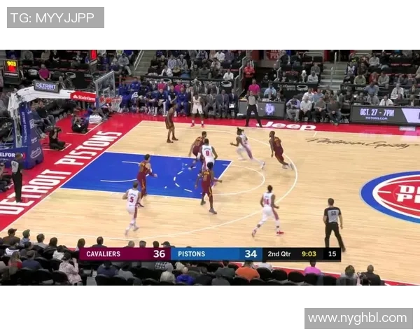 翻江倒海!杜伦12中6贡献24分17板2帽 其中7前场板