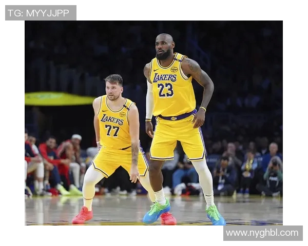 湖人最新动态：东契奇创历史纪录，詹姆斯即将复出，范德比尔特展现真性情